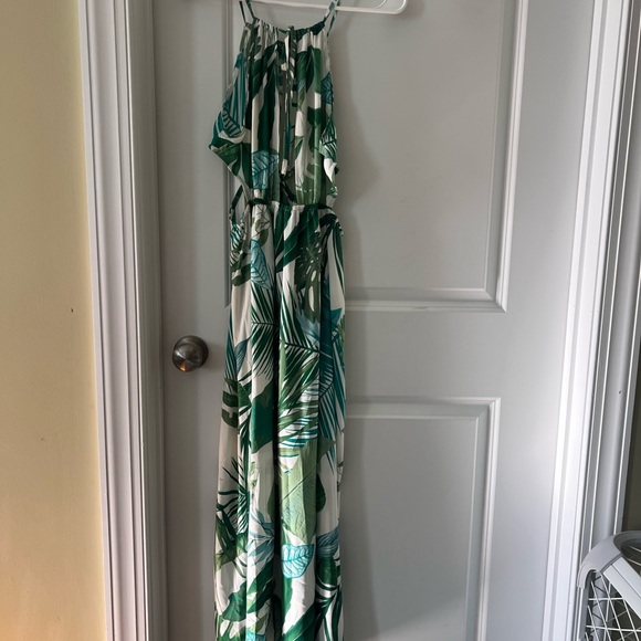 Cupshe Green Leaf Print Dress - Picture 3 of 5